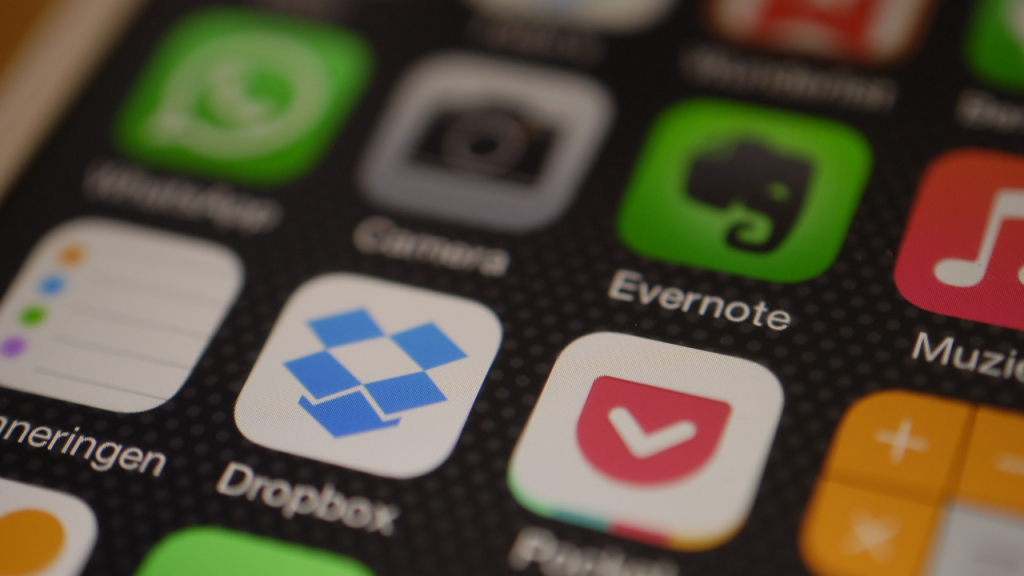 How to Spot Fake Apps That Steal Your Data
