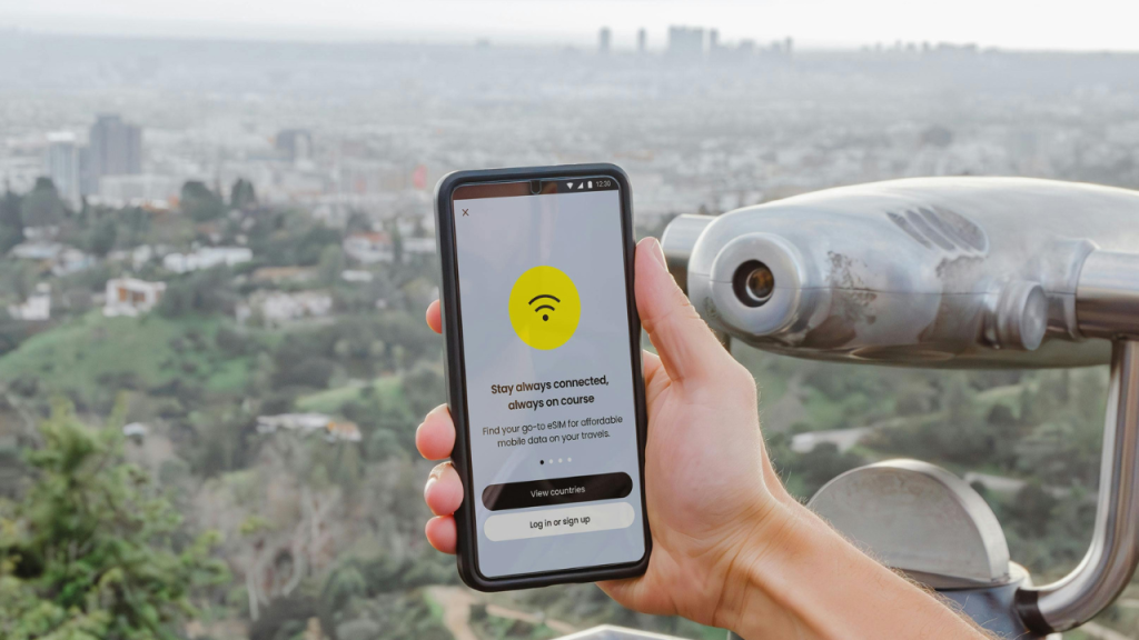 Public Wi-Fi Is Dangerous! Protect Yourself with These Apps